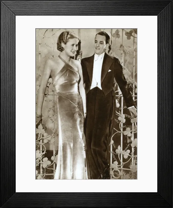 Framed Print : Molly Lamont and Gene Gerrard, actors, 1933