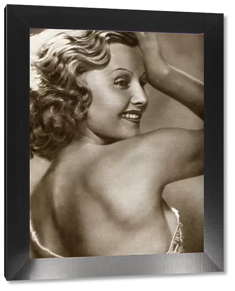 Lilian Harvey, English actress, 1933