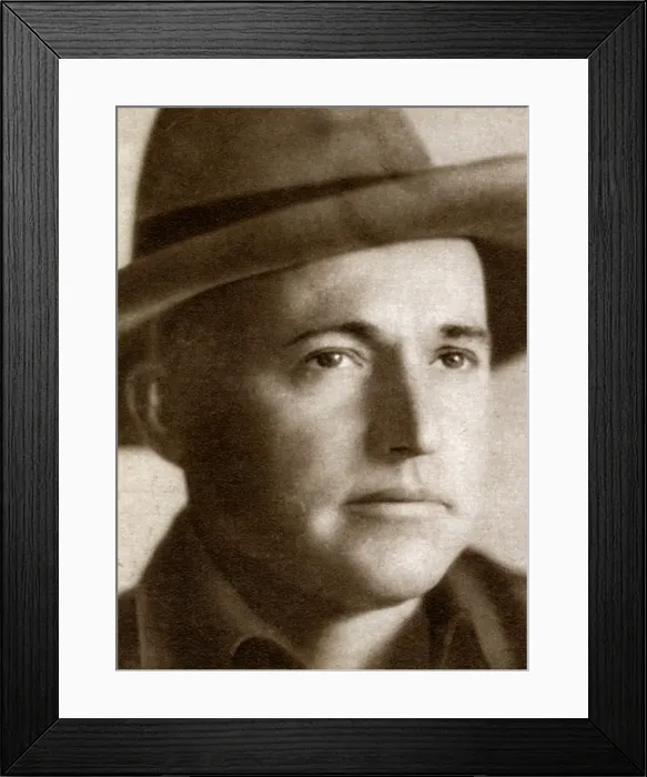 Framed Print : Merian Caldwell Cooper, American aviator, adventurer, director, screenwriter and producer, 1933 Framed Print : Merian Caldwell Cooper, American aviator, adventurer, director, screenwriter and producer, 1933