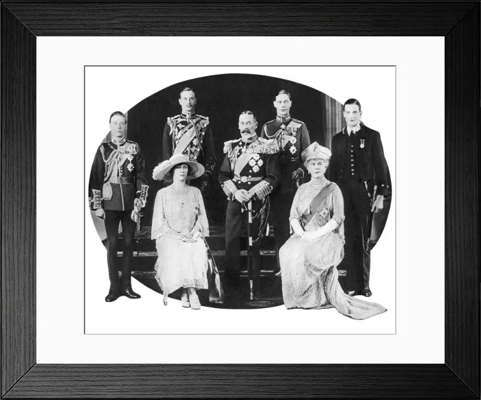 Framed Print : King George V and his family, c1930s Framed Print : King George V and his family, c1930s