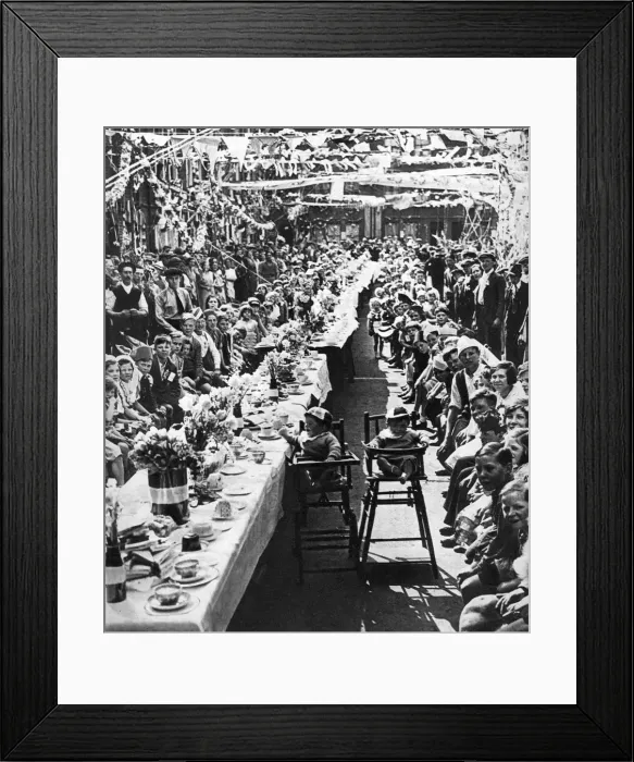 Framed Print : Jubilee tea party for children in Orville Road, Battersea, London, 1935 Framed Print : Jubilee tea party for children in Orville Road, Battersea, London, 1935