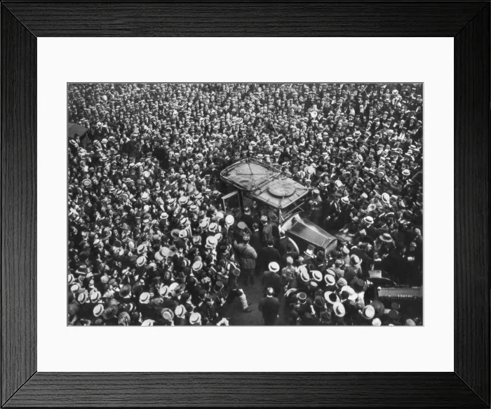 Framed Print : French crowds cheering Pershing and Joffre, Hotel Crillon, Paris, First World War, 1917 Framed Print : French crowds cheering Pershing and Joffre, Hotel Crillon, Paris, First World War, 1917