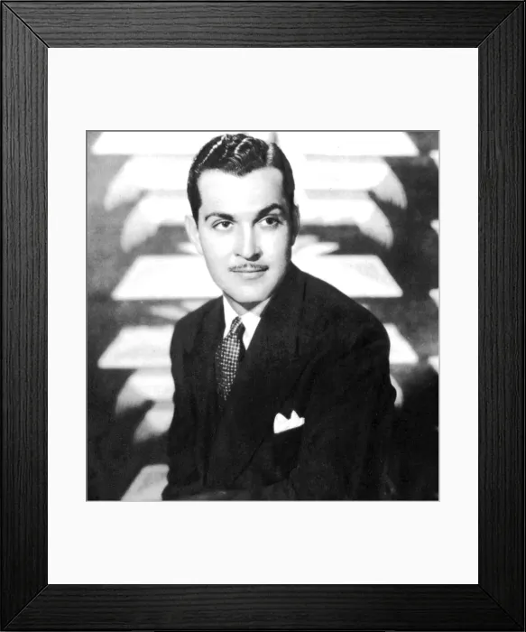 Framed Print : Kent Taylor, American actor, 1934-1935 Framed Print : Kent Taylor, American actor, 1934-1935