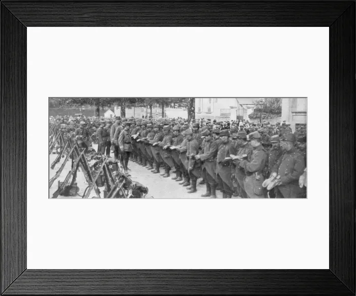 Framed Print : A colonel checking his soldiers boots, Saint-Francois-Xavier, Paris, France, August 1914 Framed Print : A colonel checking his soldiers boots, Saint-Francois-Xavier, Paris, France, August 1914