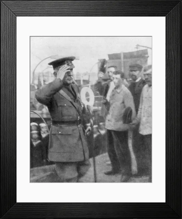 Framed Print : Douglas Haig, British First World War general, 1914 Framed Print : Douglas Haig, British First World War general, 1914
