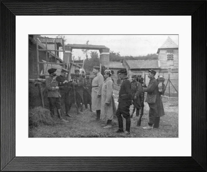 Framed Print : Interrogation of German prisoners, France, August 1914 Framed Print : Interrogation of German prisoners, France, August 1914