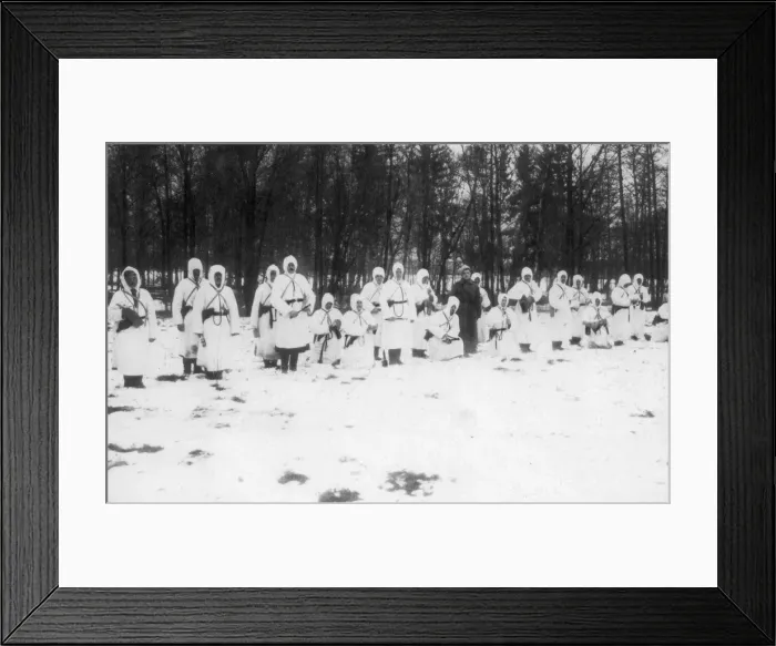 Framed Print : Russian soldiers in winter uniform, Galician front, Poland, World War I, December 1914. Artist: Stuff Framed Print : Russian soldiers in winter uniform, Galician front, Poland, World War I, December 1914. Artist: Stuff
