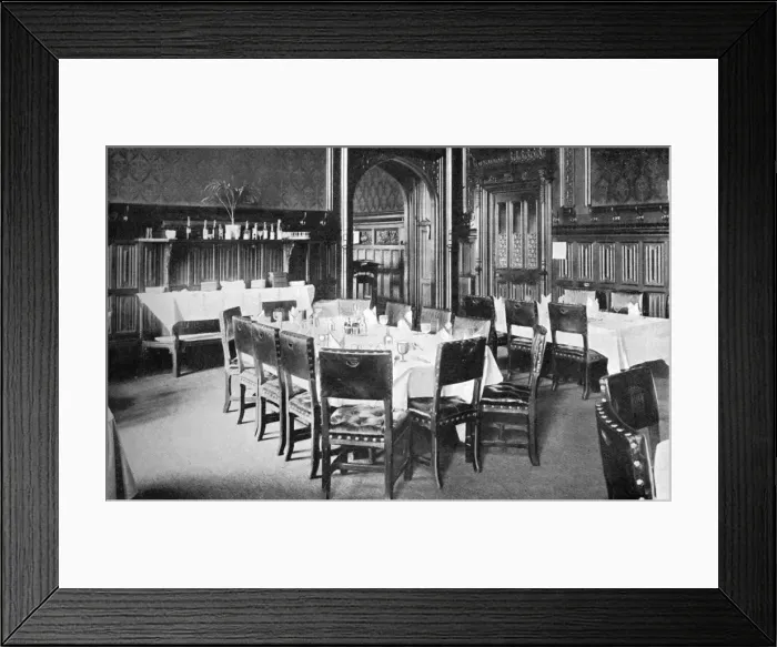 Framed Print : Ministers Table, House of Commons Dining Room, Palace of Westminster, London, c1905