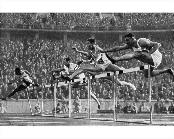 Forrest Towns, American Olympic champion in the 110 metres hurdles, 1936