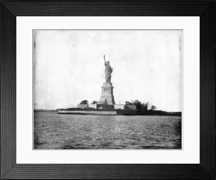 Framed Print : Statue of Liberty, New York Harbour, late 19th century. Artist: John L Stoddard Framed Print : Statue of Liberty, New York Harbour, late 19th century. Artist: John L Stoddard