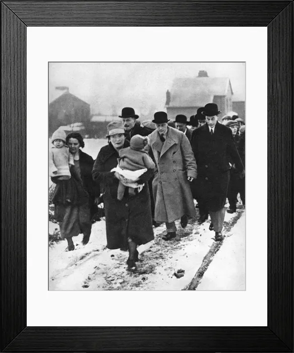 Framed Print : The future Edward VIII walking in the snow in Winlaton, County Durham, 1929 Framed Print : The future Edward VIII walking in the snow in Winlaton, County Durham, 1929