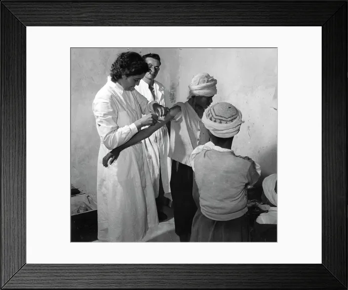 Framed Print : Algeria, 1957 Framed Print : Algeria, 1957