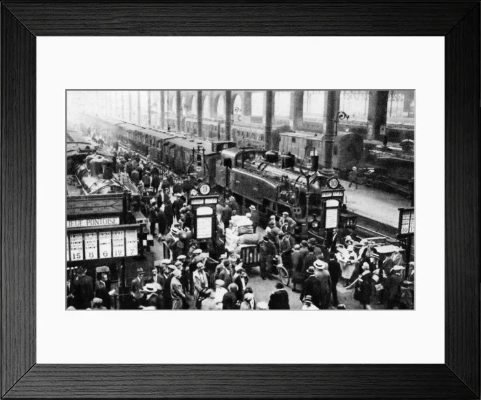 Framed Print : Arrival of Train at North Station, Paris, 1931. Artist: Ernest Flammarion Framed Print : Arrival of Train at North Station, Paris, 1931. Artist: Ernest Flammarion