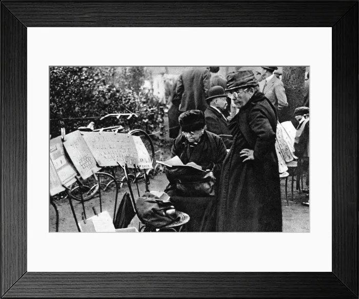 Framed Print : Stamp sellers in the Champs Elysees, Paris, 1931. Artist: Ernest Flammarion Framed Print : Stamp sellers in the Champs Elysees, Paris, 1931. Artist: Ernest Flammarion