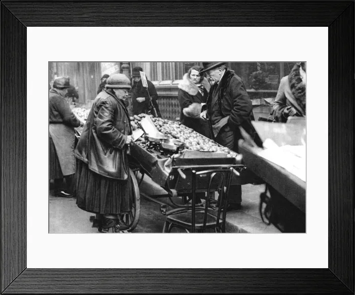 Framed Print : A typical fruit seller, Paris, 1931. Artist: Ernest Flammarion Framed Print : A typical fruit seller, Paris, 1931. Artist: Ernest Flammarion