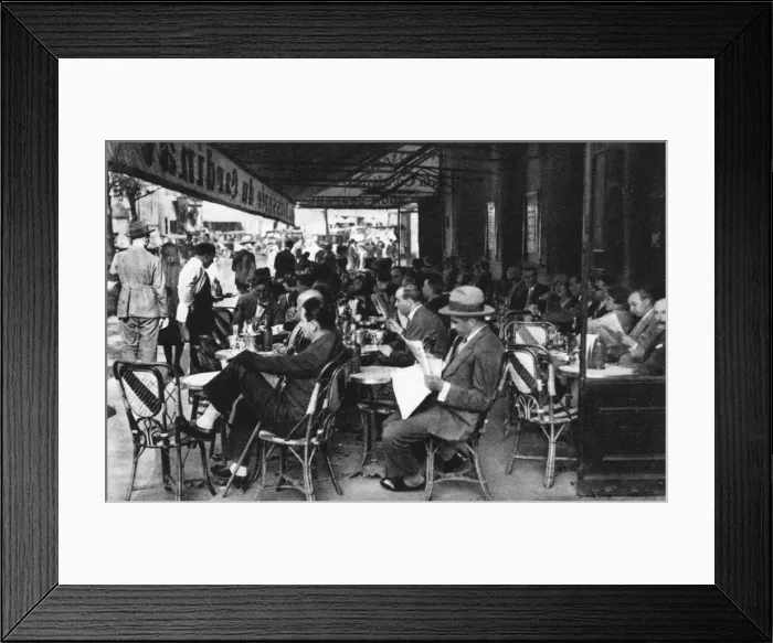 Framed Print : People at a pavement cafe, Paris, 1931. Artist: Ernest Flammarion Framed Print : People at a pavement cafe, Paris, 1931. Artist: Ernest Flammarion