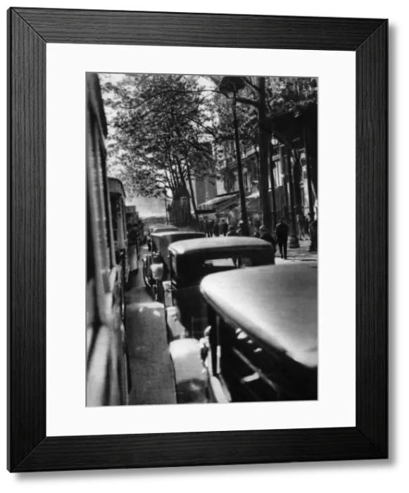 Framed Print : Traffic on the Grands Boulevards, Paris, 1931. Artist: Ernest Flammarion Framed Print : Traffic on the Grands Boulevards, Paris, 1931. Artist: Ernest Flammarion