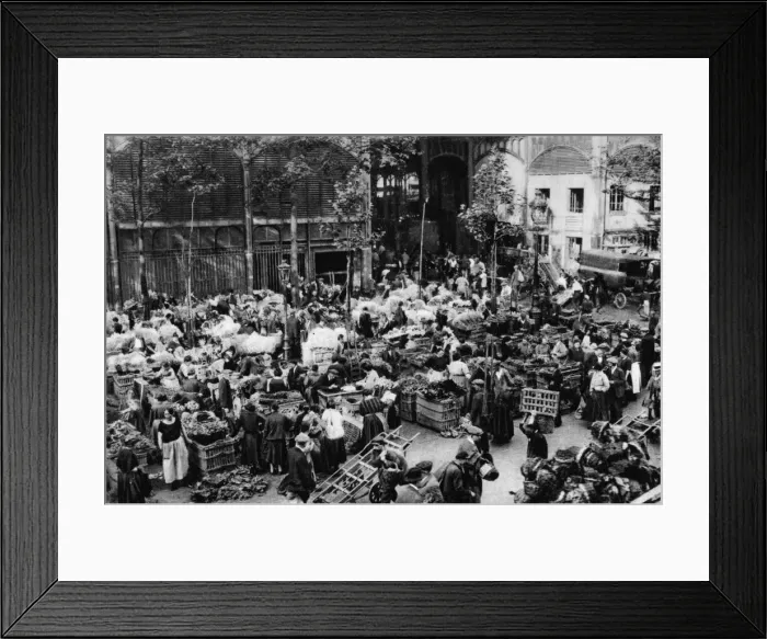 Framed Print : Outside the Central Market, Paris, 1931. Artist: Ernest Flammarion Framed Print : Outside the Central Market, Paris, 1931. Artist: Ernest Flammarion