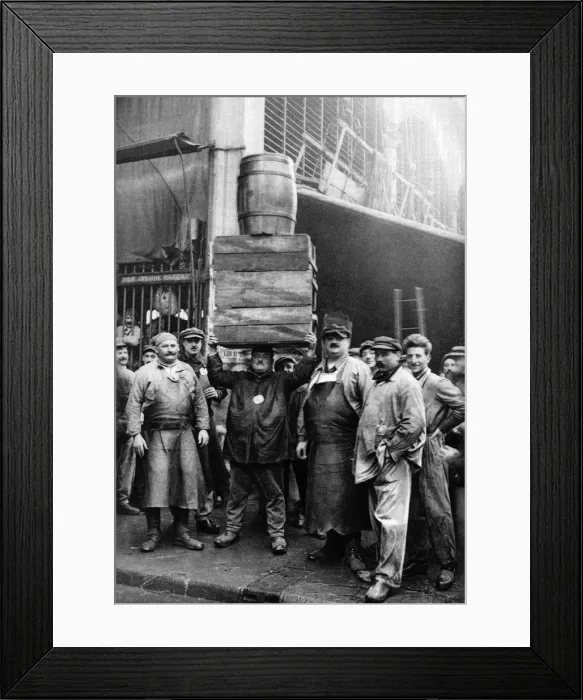 Framed Print : Porters at the Central Market, Paris, 1931. Artist: Ernest Flammarion Framed Print : Porters at the Central Market, Paris, 1931. Artist: Ernest Flammarion