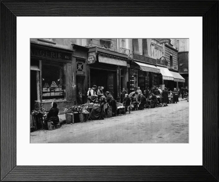 Framed Print : Vegetable sellers in the Central Market quarter, Paris, 1931. Artist: Ernest Flammarion Framed Print : Vegetable sellers in the Central Market quarter, Paris, 1931. Artist: Ernest Flammarion