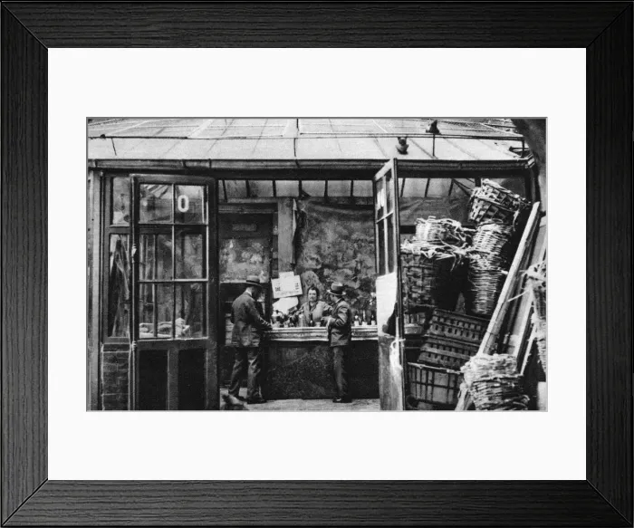 Framed Print : A bar in the Central Market quarter, Paris, 1931. Artist: Ernest Flammarion Framed Print : A bar in the Central Market quarter, Paris, 1931. Artist: Ernest Flammarion