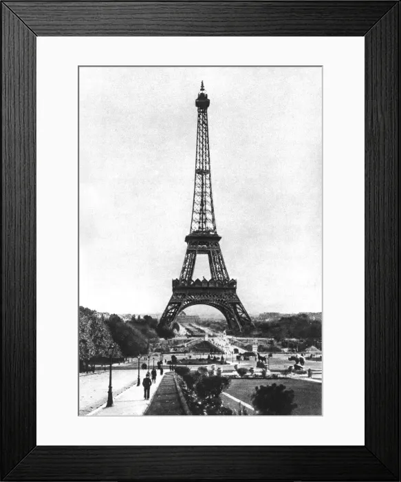 Framed Print : The Eiffel Tower from Trocadero, Paris, 1931. Artist: Ernest Flammarion Framed Print : The Eiffel Tower from Trocadero, Paris, 1931. Artist: Ernest Flammarion