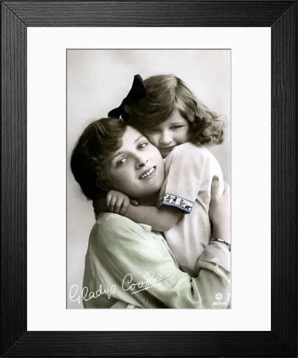 Framed Print : Gladys Cooper (1888-1971), English actress, early 20th century. Artist: Rotary Photo Framed Print : Gladys Cooper (1888-1971), English actress, early 20th century. Artist: Rotary Photo