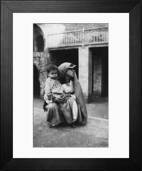 Framed Print : Persian woman and child, 1917-1919 Framed Print : Persian woman and child, 1917-1919