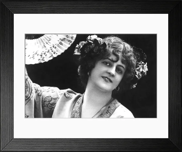 Framed Print : Marie Studholme (1875-1930), English actress, 1900s. Artist: HJ Whitlock Framed Print : Marie Studholme (1875-1930), English actress, 1900s. Artist: HJ Whitlock