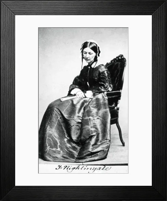Framed Print : Florence Nightingale (1820-1910), 1854 Framed Print : Florence Nightingale (1820-1910), 1854