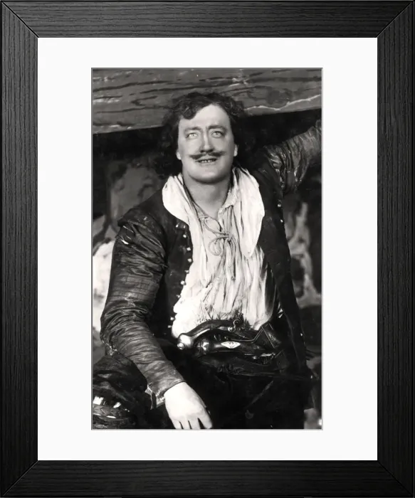 Framed Print : Fred Terry (1863-1933), English actor, early 20th century. Artist: Ellis & Walery Framed Print : Fred Terry (1863-1933), English actor, early 20th century. Artist: Ellis & Walery