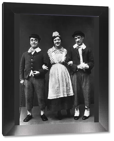 George Robey, Violet Loraine and Alfred Lester, music hall entertainers, early 20th century. Artist: Wrather & Buys