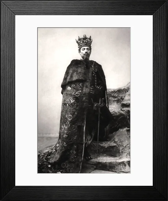 Framed Print : Lewis Waller (1860-1915), English actor and theatre manager, 1906. Artist: Dover Street Studios Framed Print : Lewis Waller (1860-1915), English actor and theatre manager, 1906. Artist: Dover Street Studios