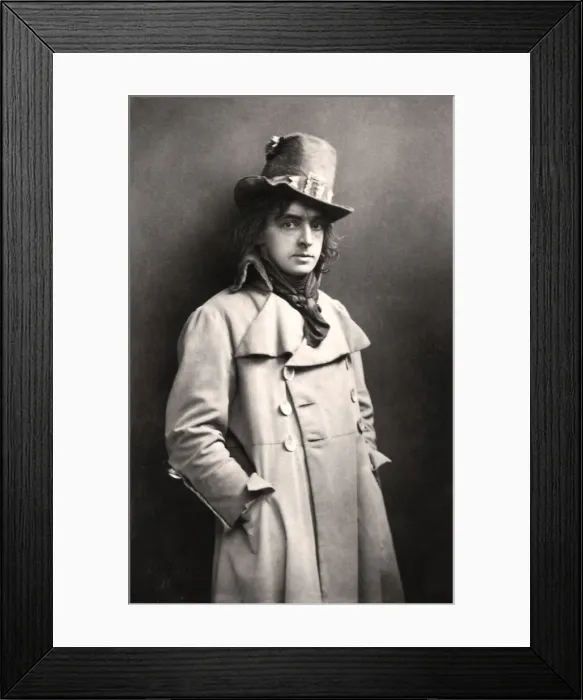 Framed Print : John Martin-Harvey (1863-1944), English actor, early 20th century. Artist: London Stereoscopic & Photographic Co Framed Print : John Martin-Harvey (1863-1944), English actor, early 20th century. Artist: London Stereoscopic & Photographic Co