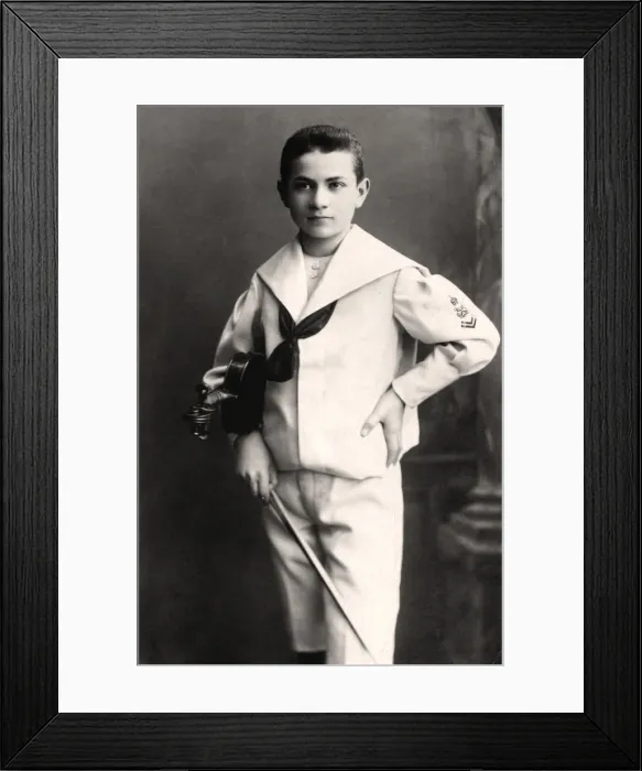 Framed Print : Mischa Elman (1891-1967), Ukranian violinist, early 20th century. Artist: Rotary Photo Framed Print : Mischa Elman (1891-1967), Ukranian violinist, early 20th century. Artist: Rotary Photo