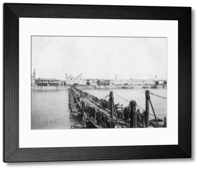Framed Print : Kotah boat bridge, Baghdad, Iraq, 1917-1919 Framed Print : Kotah boat bridge, Baghdad, Iraq, 1917-1919