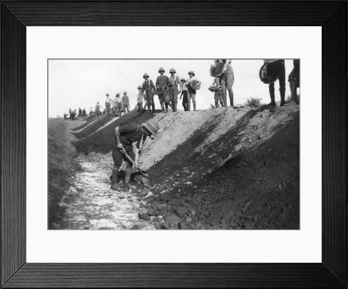 Framed Print : D Company, 1 / 5 RWR work party, near Baghdad, 1918 Framed Print : D Company, 1 / 5 RWR work party, near Baghdad, 1918