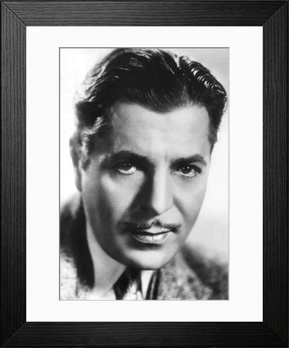 Framed Print : Warner Baxter (1889-1951), American actor, c1930s-c1940s Framed Print : Warner Baxter (1889-1951), American actor, c1930s-c1940s