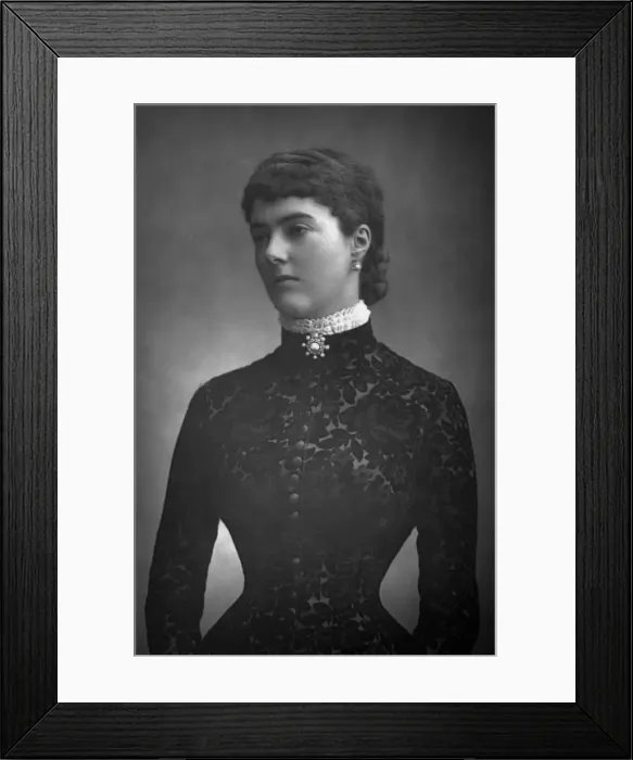 Framed Print : Georgiana, Countess of Dudley, 1890. Artist: W&D Downey Framed Print : Georgiana, Countess of Dudley, 1890. Artist: W&D Downey