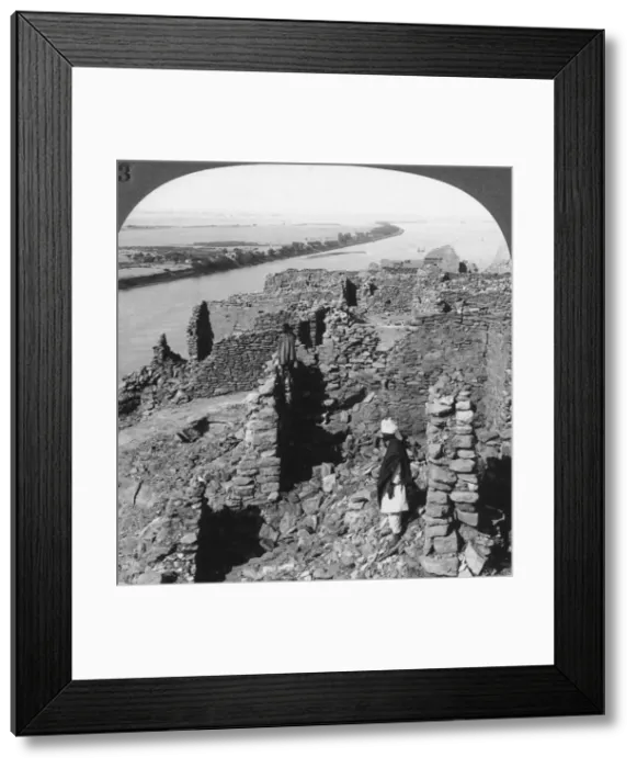 Framed Print : Kasr (Qasr) Ibrim and a view down the Nile in Nubia, Egypt, 1905. Artist: Underwood & Underwood Framed Print : Kasr (Qasr) Ibrim and a view down the Nile in Nubia, Egypt, 1905. Artist: Underwood & Underwood