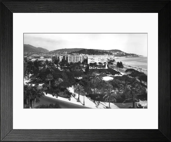 Framed Print : View of Albert I Gardens, Nice, South of France, early 20th century Framed Print : View of Albert I Gardens, Nice, South of France, early 20th century