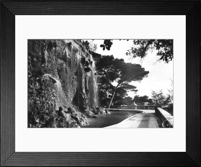 Framed Print : The Chateau Waterfall, Nice, South of France, early 20th century Framed Print : The Chateau Waterfall, Nice, South of France, early 20th century