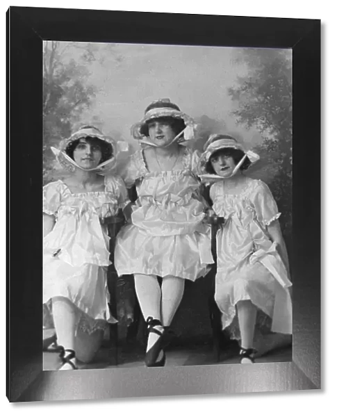 Three young women, photographed in Gales Studios, early 20th century