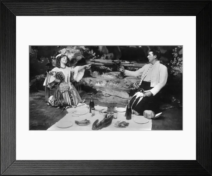 Framed Print : Ellaline Terriss and Seymour Hicks in The Gay Gordons, c1907 Framed Print : Ellaline Terriss and Seymour Hicks in The Gay Gordons, c1907