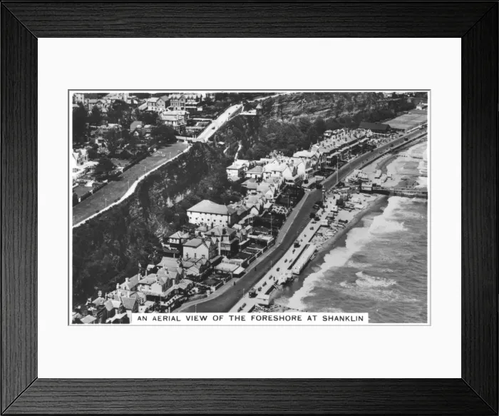 Framed Print : An arial view of the foreshore at Shanklin, 1936 Framed Print : An arial view of the foreshore at Shanklin, 1936