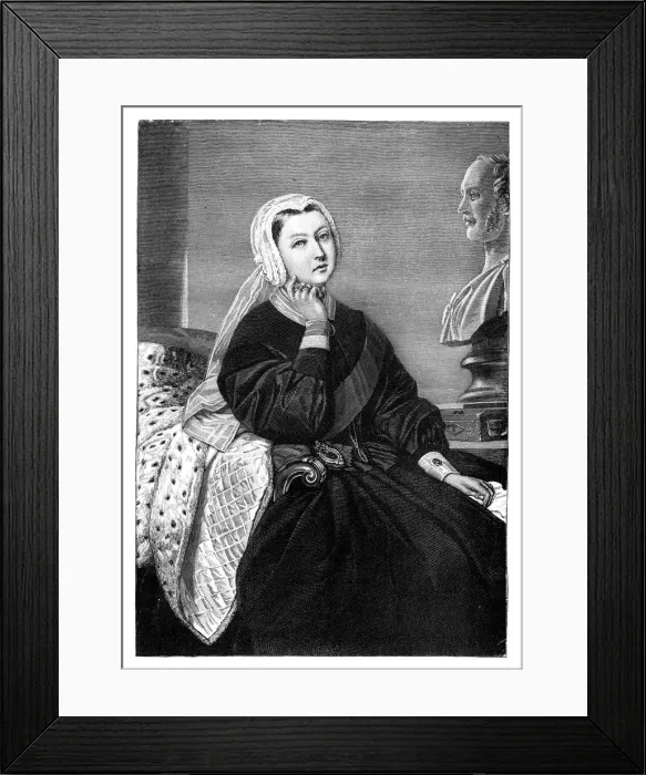 Framed Print : Queen Victoria at Osborne House, late 19th century Framed Print : Queen Victoria at Osborne House, late 19th century
