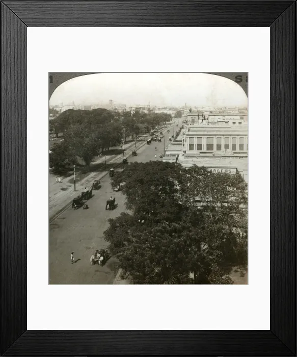 Framed Print : Chowringhee Road, Calcutta, India, c1900s(?). Artist: Underwood & Underwood Framed Print : Chowringhee Road, Calcutta, India, c1900s(?). Artist: Underwood & Underwood