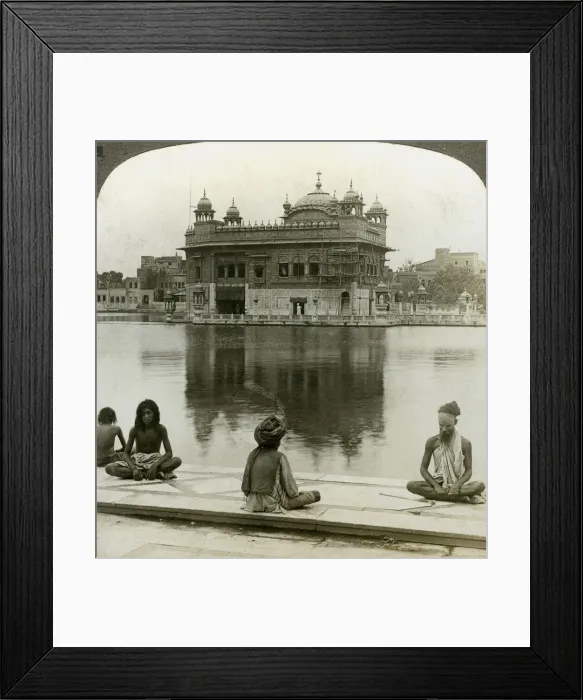 Framed Print : Fakirs at Amritsar, looking south across the Sacred Tank to the Golden Temple, India, c1900s(?)Artist: Underwood & Underwood Framed Print : Fakirs at Amritsar, looking south across the Sacred Tank to the Golden Temple, India, c1900s(?)Artist: Underwood & Underwood