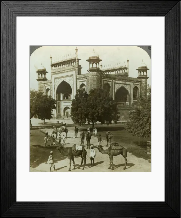 Framed Print : Tomb of Akbar, Sikandarah, Uttar Pradesh, India, c1900s(?). Artist: Underwood & Underwood Framed Print : Tomb of Akbar, Sikandarah, Uttar Pradesh, India, c1900s(?). Artist: Underwood & Underwood