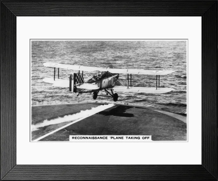 Framed Print : Fairey III F reconnaissance plane taking of from the aircraft carrier HMS Courageous, 1937 Framed Print : Fairey III F reconnaissance plane taking of from the aircraft carrier HMS Courageous, 1937